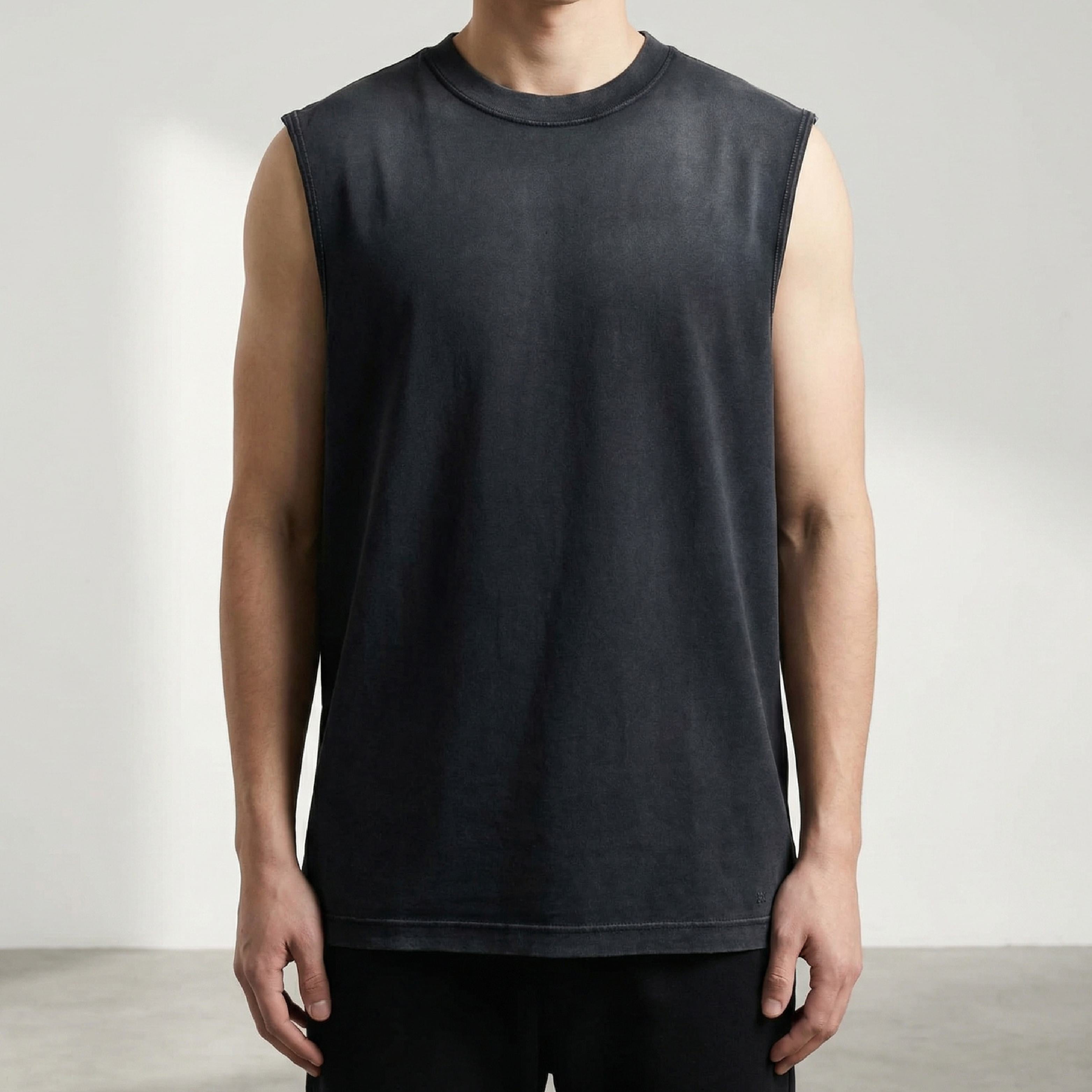 RR Sleeveless Tee